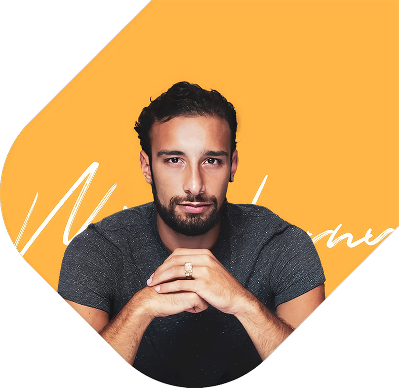 Portrait of Marco Zagaria with a friendly smile, welcoming visitors to connect